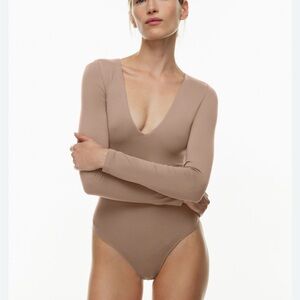 Babaton nude Long Sleeve Bodysuit